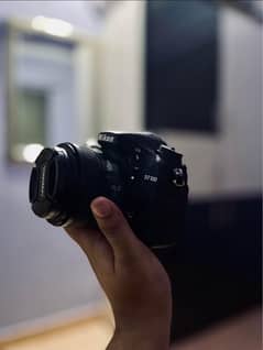 DSLR Nikon D7100 50mm lens