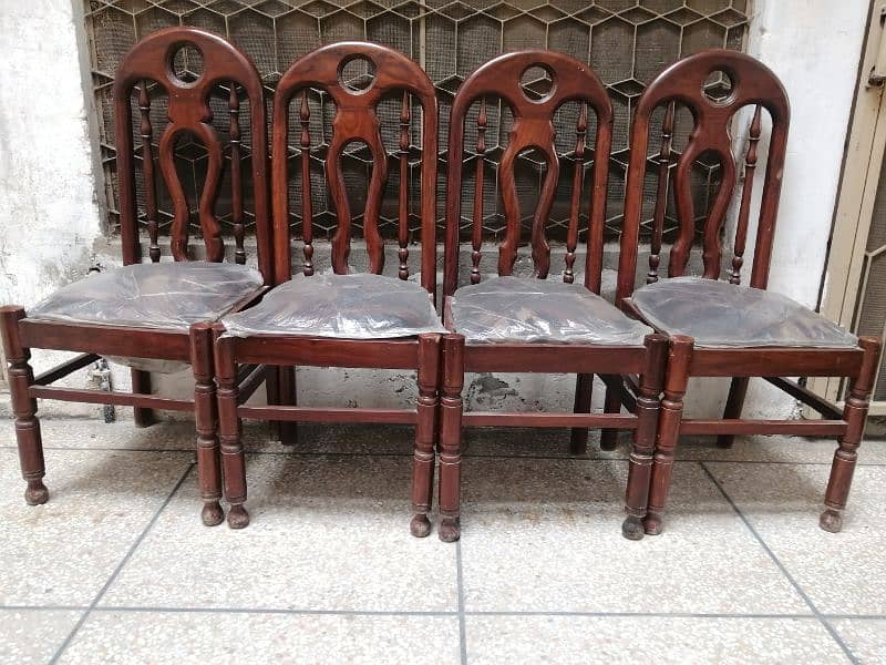 Dining table with new chairs - 0,3,2,1,4,2,4,0,8,8,1 4