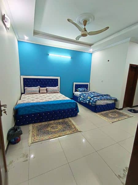 G 13 Exclusive  guest House for per day, weekly, monthly family Stays 0
