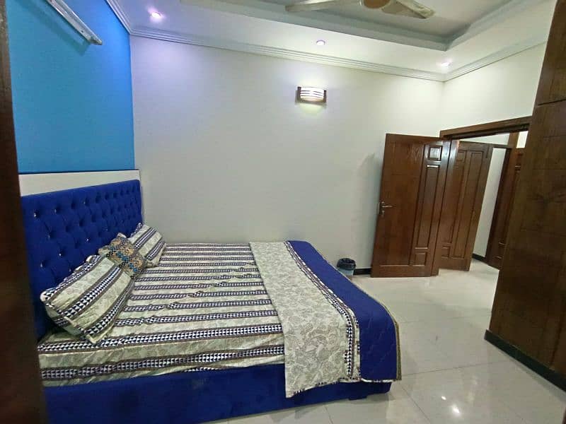 G 13 Exclusive  guest House for per day, weekly, monthly family Stays 7