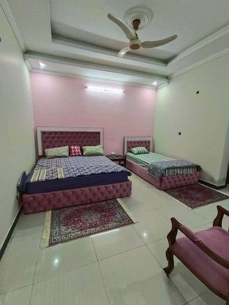 G 13 Exclusive  guest House for per day, weekly, monthly family Stays 12