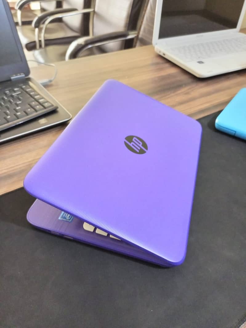 HP Stream Book 11 Best For Online Work - Celeron N3060 · HD Graphics 4