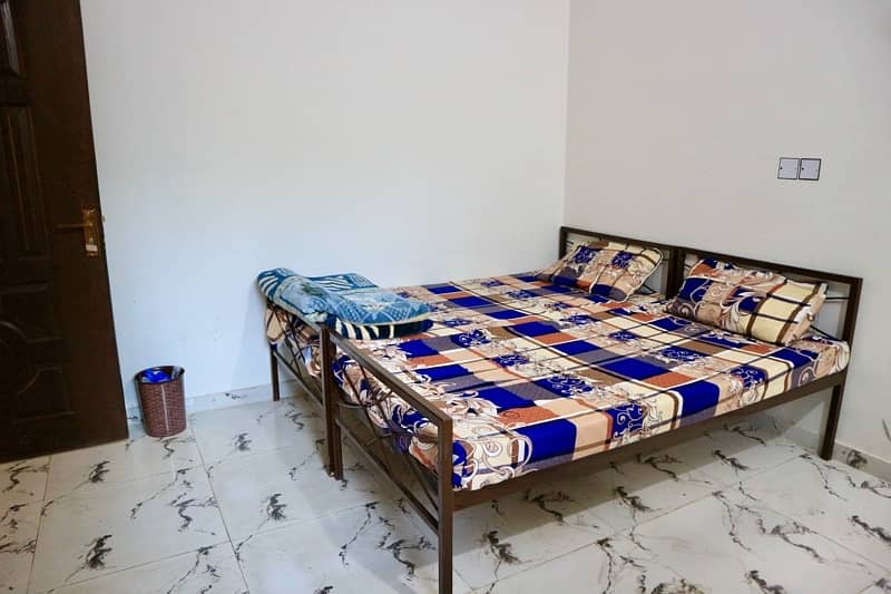 Delight Girls Hostel Fully Furnished Rooms on sharing basis 5