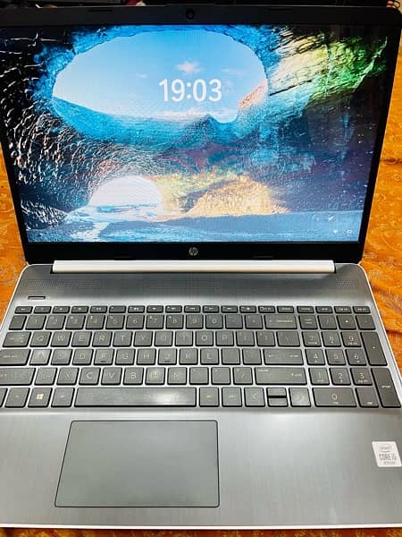 HP 10th Gen 15 Dy-1xxx i3 8 GB Ram 256 GB Nvme 15inch Screen Laptop 9