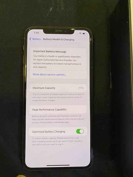 iphone 11 pro max gold 10