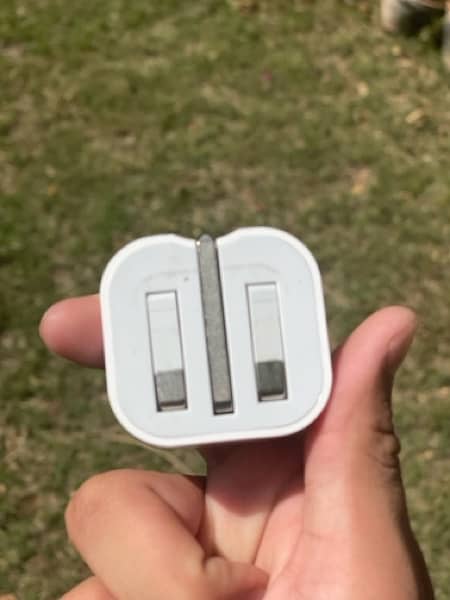 IPHONE 20W Original charger 3