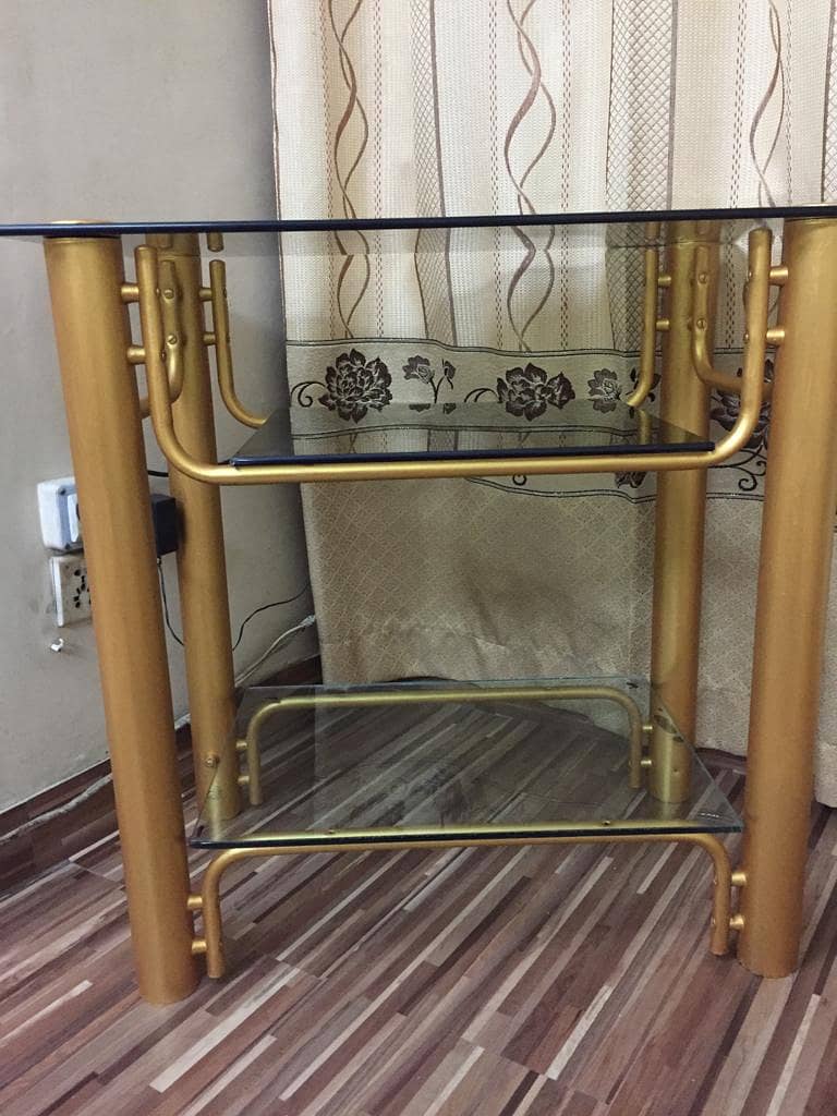 LCD trolley golden iron made with glass new condition 0