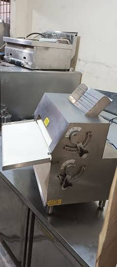 pizza dough roller