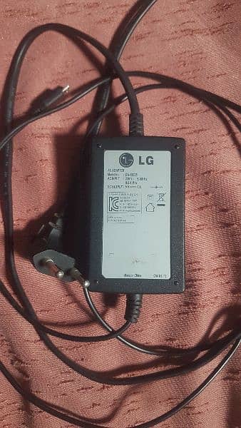 LG Brand Mobile Charger 1