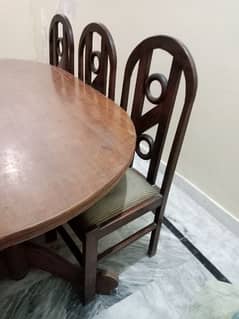 Dining table with 6 Chairs for sale