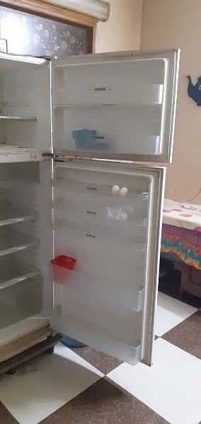 dawlance  refrigerator 1