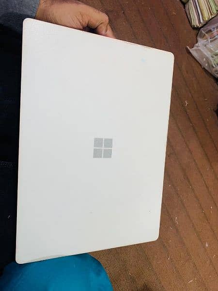 Surface Laptop i5-7th generation Full Ok 2