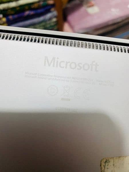 Surface Laptop i5-7th generation Full Ok 6