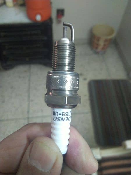 Denso Spark plugs ( J16B-U11 ) 3