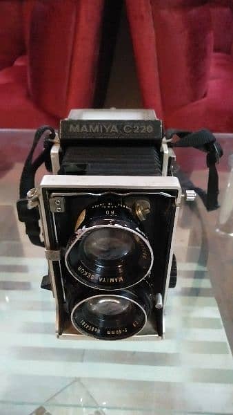 old antique camera 3