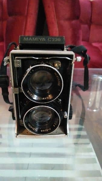 old antique camera 10