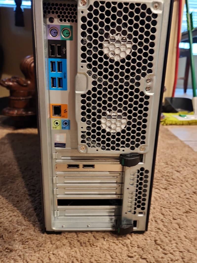 HP Z640 Workstation (Xeon E5-2683 v4) Dual P4000 2