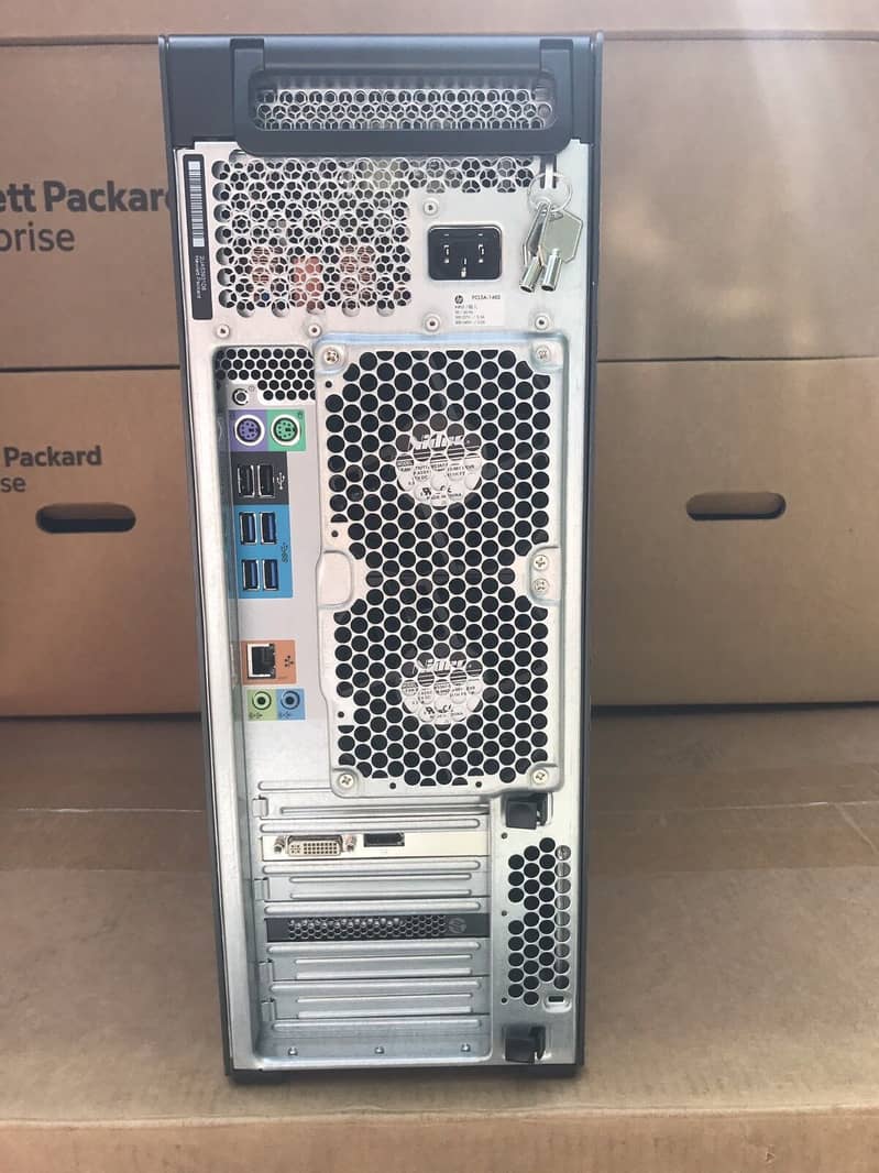 HP Z640 Workstation (Xeon E5-2683 v4) Dual P4000 5