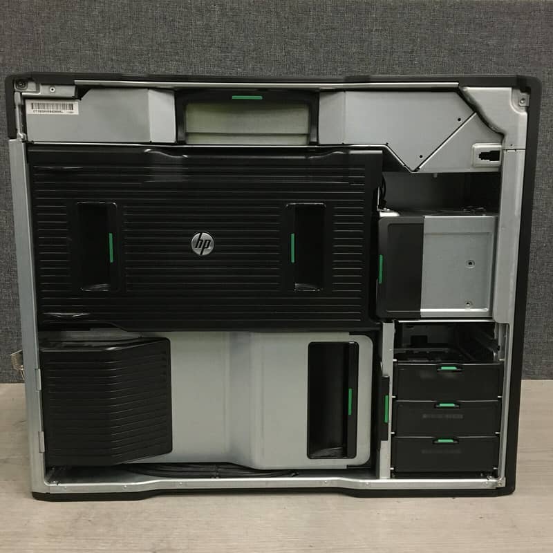 HP Z840 Workstation Xeon E5-2699 v4 4