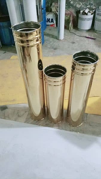 Golden Stainless Steel Table Vase Avalaible 5