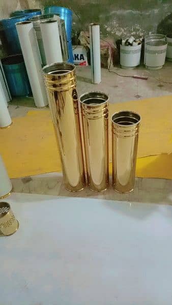 Golden Stainless Steel Table Vase Avalaible 6