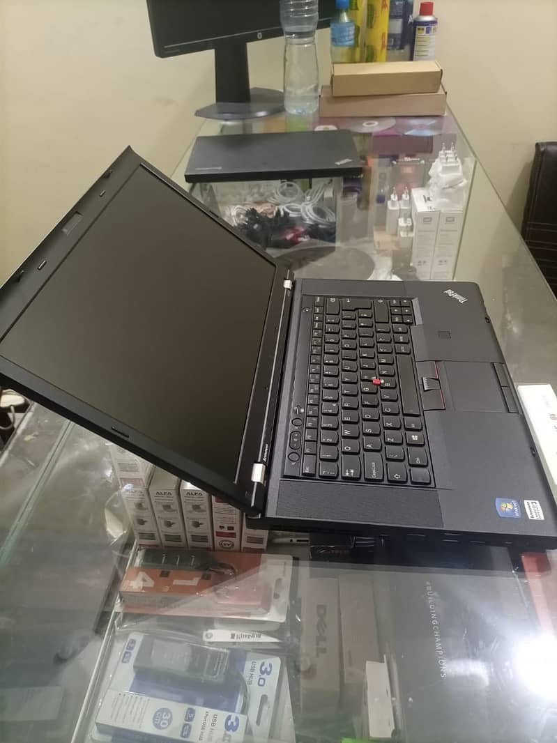 Lenovo ThinkPad T530 Core i5 3rd, Gen 4GB Ram 320GB HDD 1