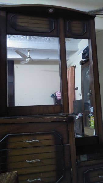 Dressing Table 4