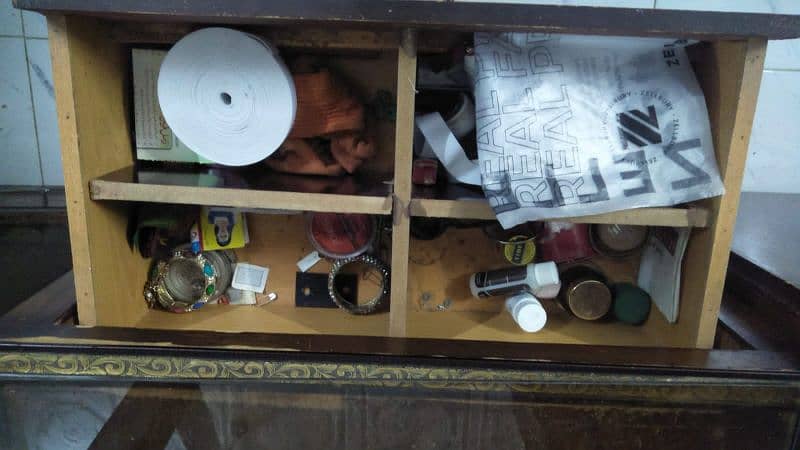 Dressing Table 5