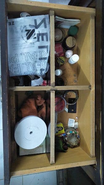 Dressing Table 9