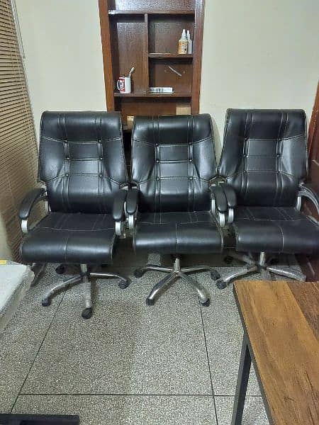 Executive Office Chairs 1