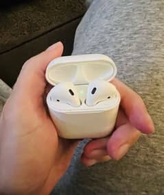Apple 100% ORIGINAL AirPods 2nd Second Generation 5-6 hours Backup