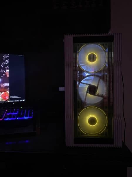 Full Modify Pc urgent sale with lcd 8