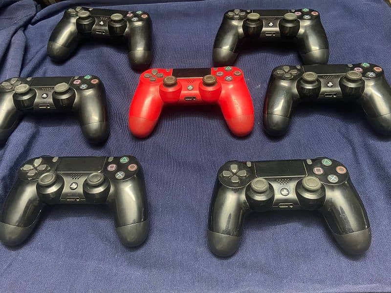 PS4 Original Controllers 2