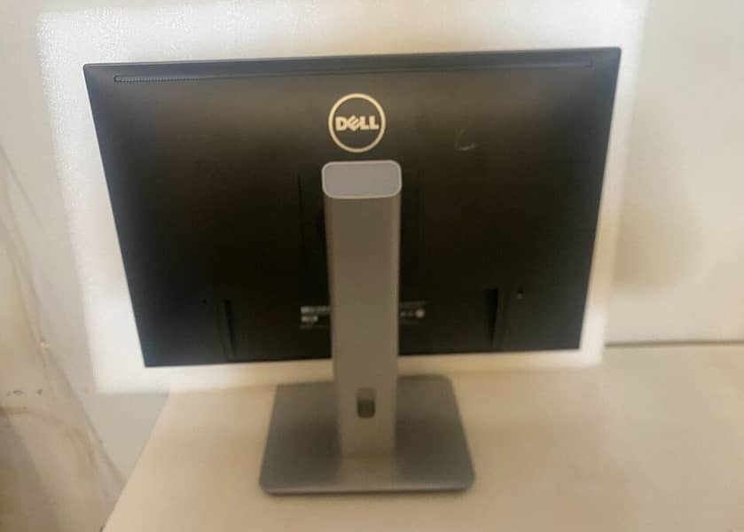 Dell UltraSharp U2415B 24" Full HD 1920x1200 Monitor 3