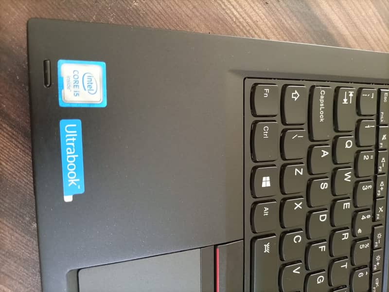 Lenovo Thinkpad Touch Yoga 260 Core i5 6th Gen/8GB/256GB SSD 8