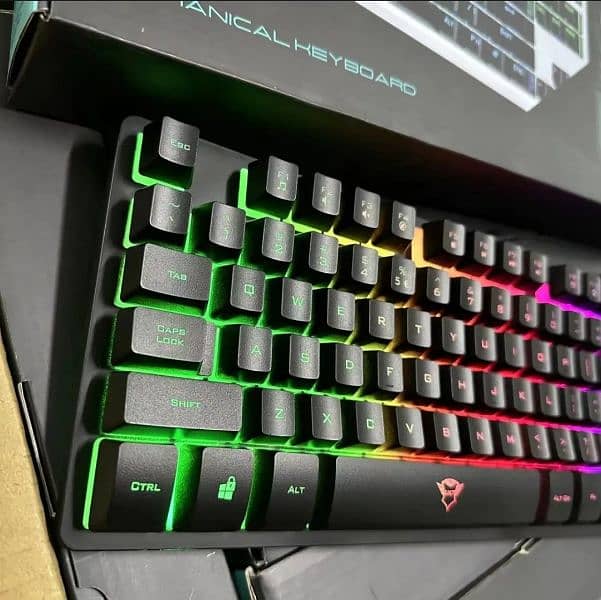 Keyboard RGB usb wired keyboard. 6