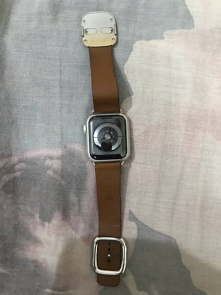 Apple watch series 5  40mm 2