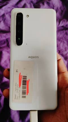 Sharp Aqous R5g 12/256gb snapdragon 865  70% touch issue waterpack