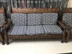 Antique 5-Seater Wooden Sofa Set in Excellent Condition!