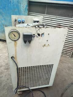 Chillers and Chillers 2ton to 250 ton  Air-cooled  water cooled  any.