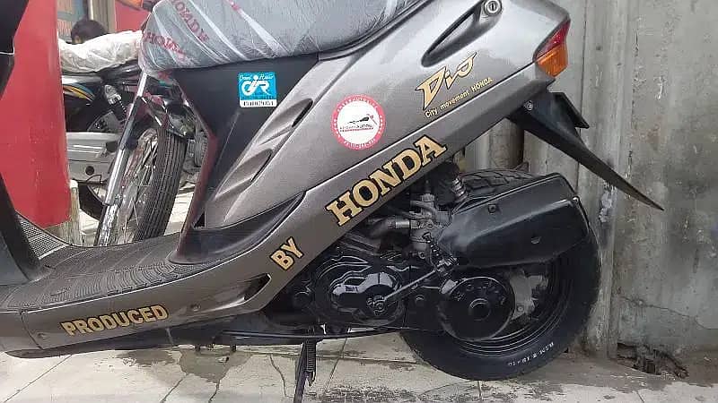 Honda Scooty 49cc On Installment | Japanese Girls Scooty | Ahsan Autos 4