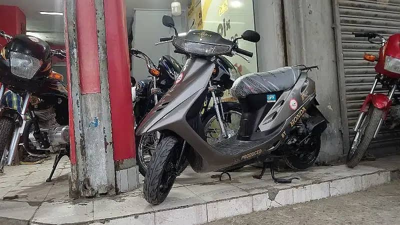 Honda 49cc Dio Girls Scooty On Installments | Ahsan Autos 2