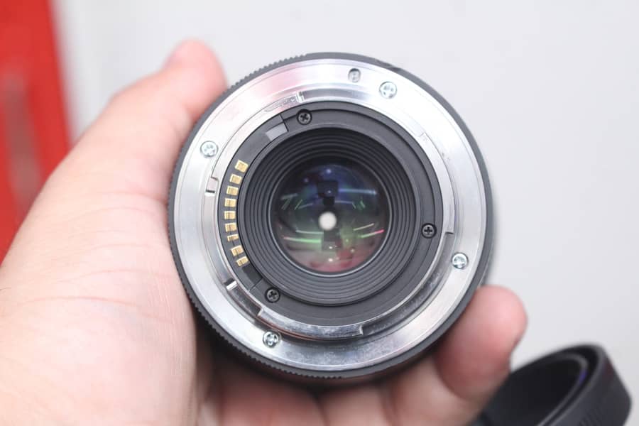 Sigma EFM 16mm 1.4 Lens (Canon M Mount) 3