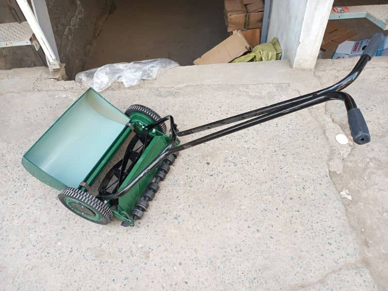 Lawn Mower, Grass Cutter, Grass Cutting Machine 0