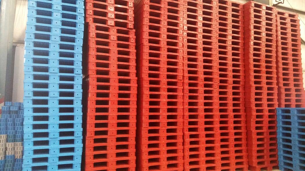 Plastic Pallets & Storage Racks 6