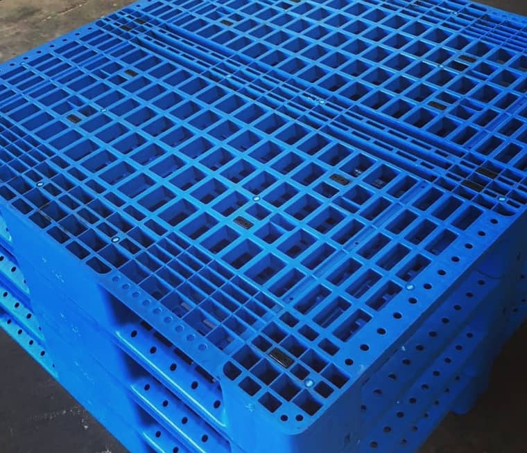 Plastic Pallets & Storage Racks 5