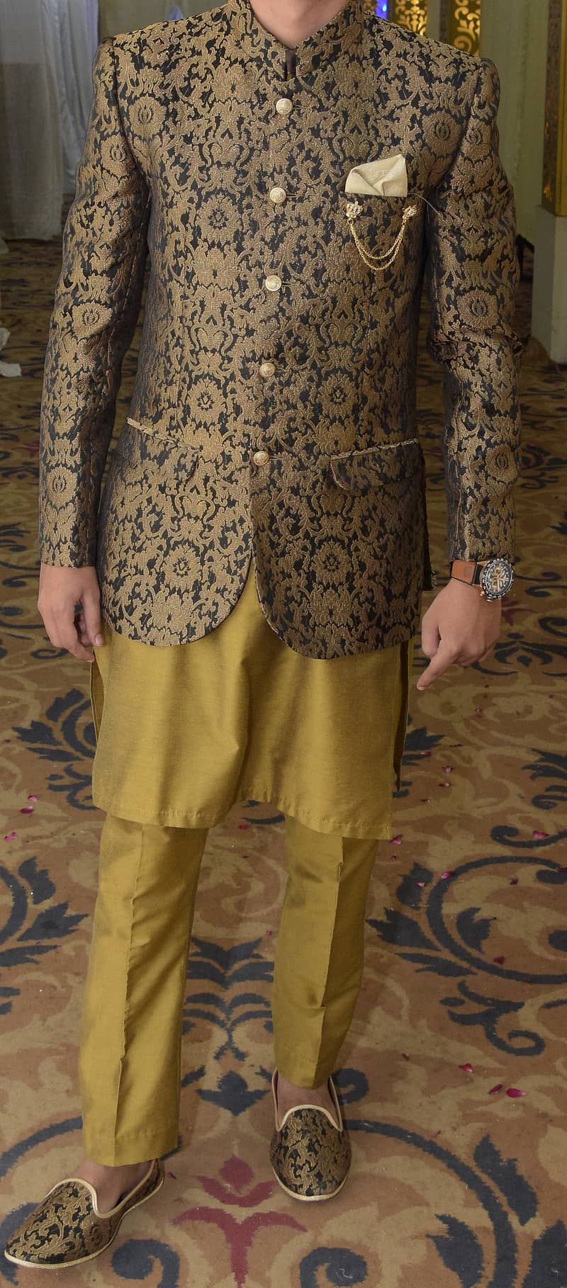 Medium Prince Coat and Khussa Wedding Suit. Like New (Negotiable) 7