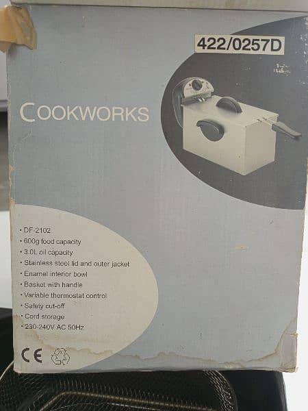 Dep Fryer of (cookworks company) 3