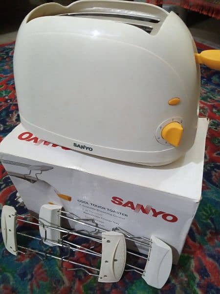 *Sanyo toaster* 3