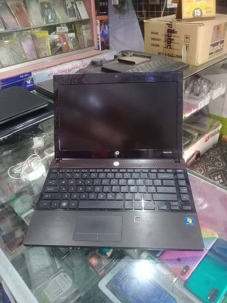 HP i3 Laptop 0